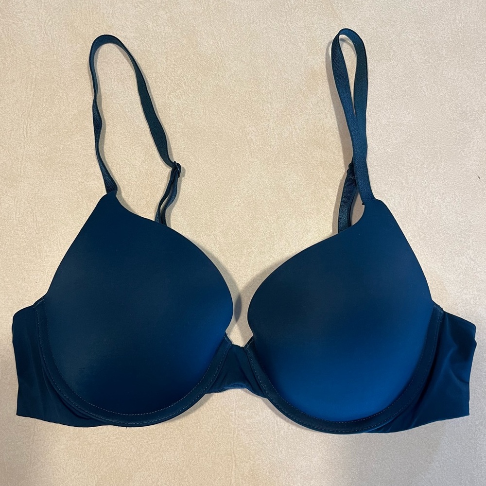 Victoria’s Secret Deep Blue T-Shirt Push-Up Full Coverage Bra 34B